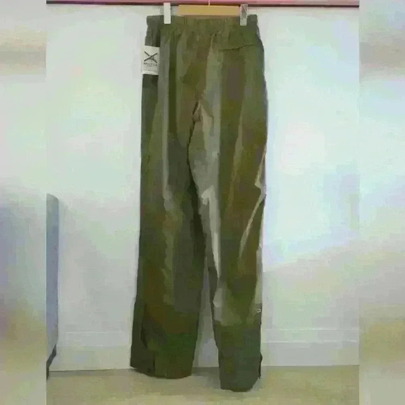 ARCTIX | Men's Olive Storm Rain Packable Lightweight Pants - Picture 7 of 10